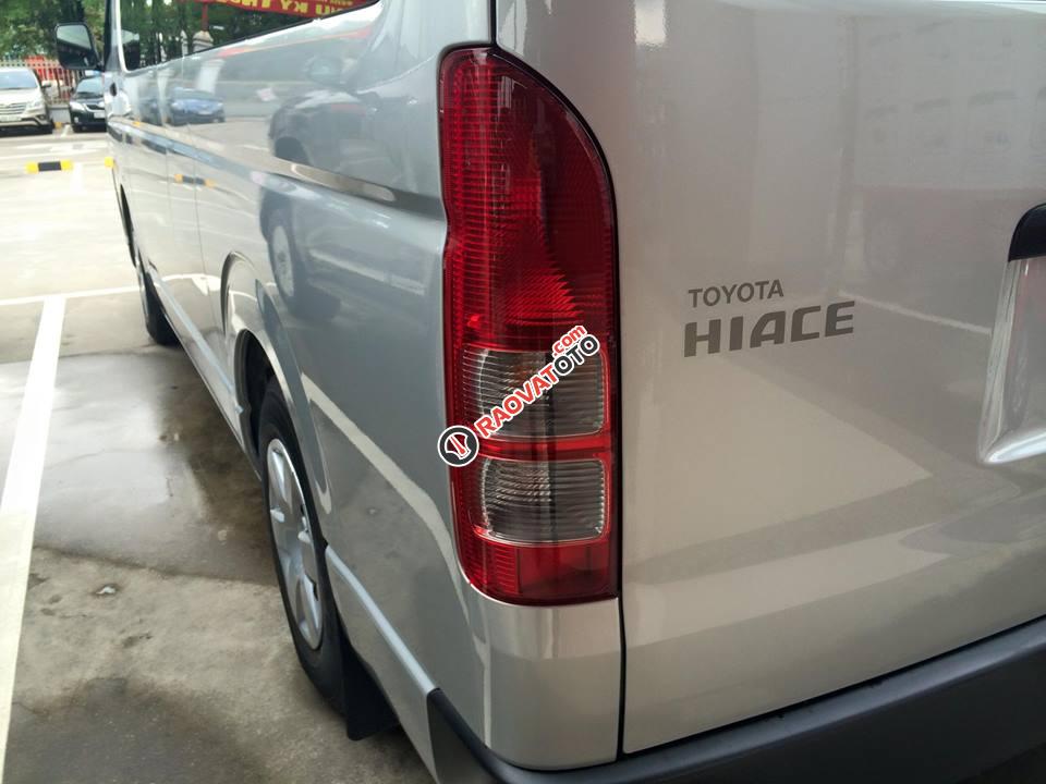 Toyota Hiace - Xe nhập khẩu, 16 chỗ động cơ dầu - Hỗ trợ trả góp - Đại lý Toyota Mỹ Đình/ hotline: 0973.306.136-5