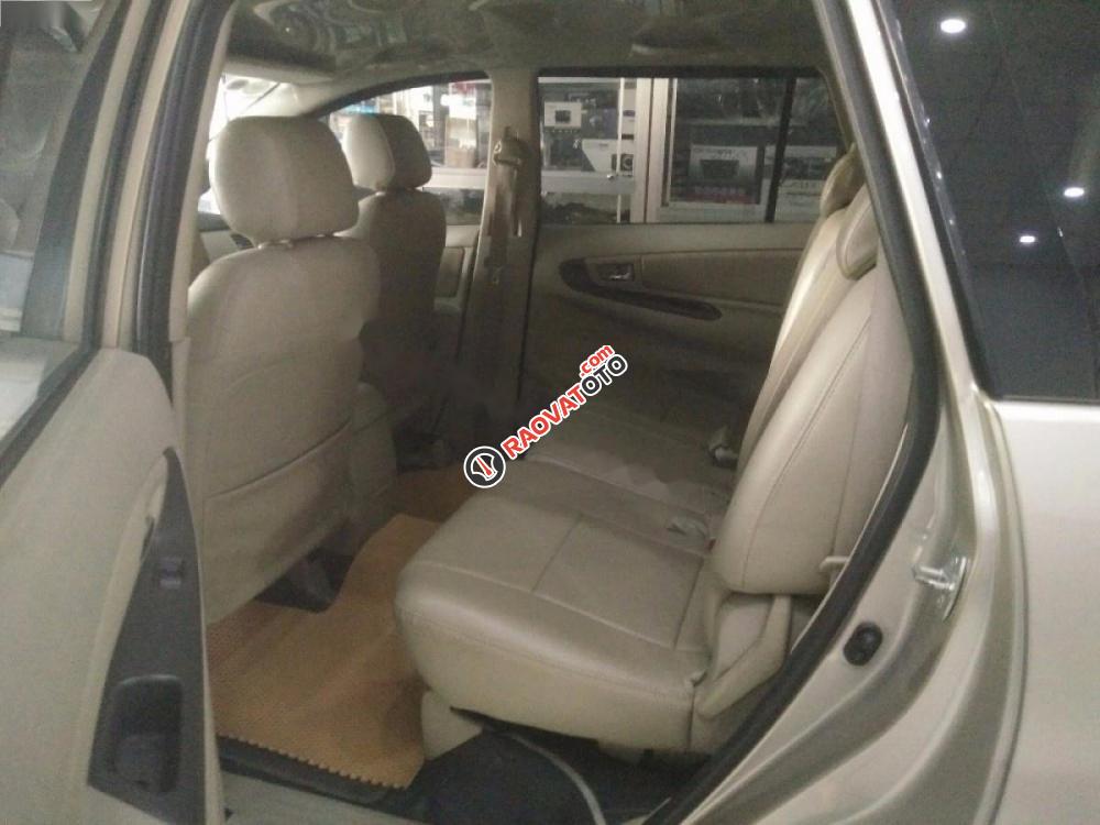 Bán Toyota Innova 2.0G năm 2016 giá cạnh tranh-0