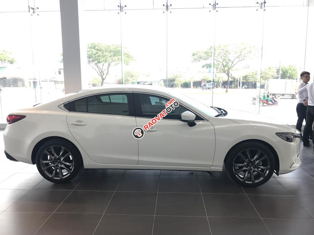 Showroom Mazda Bình Tân bán xe Mazda 6 2.0 premium, bảo hành 5 năm.LH 0909 417 798-0