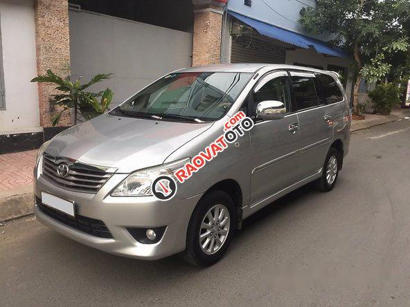 Cần bán gấp Toyota Innova đời 2014 số tự động-0