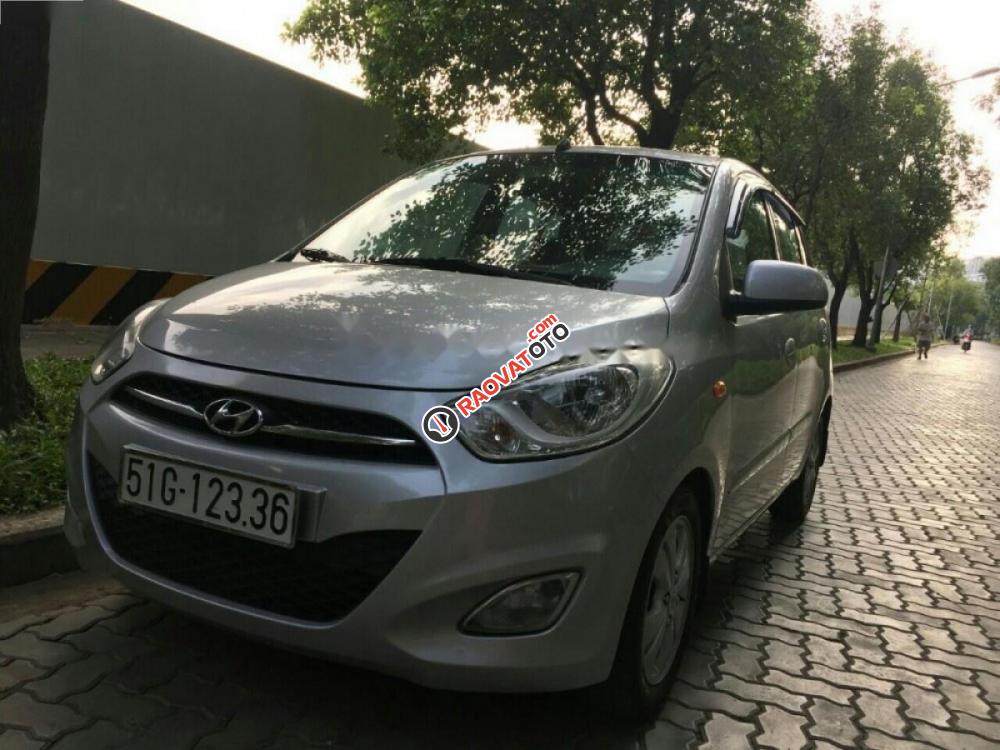 Bán Hyundai i10 1.1 MT đời 2011, màu bạc, nhập khẩu nguyên chiếc-2