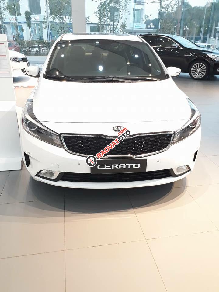 Bán Kia Cerato 2017 giá tốt nhất miền Bắc, hỗ trợ thủ tục nhanh lấy xe ngay, trả góp 3 ngày có xe đi-8