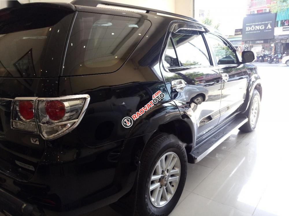 Bán Toyota Fortuner 2.7V 4x2 AT đời 2013, màu đen  -3