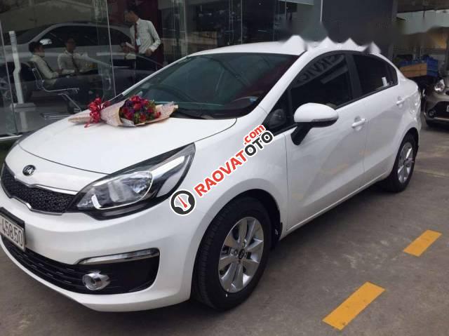 Bán Kia Rio năm 2017, màu trắng-3