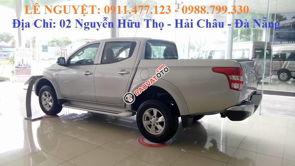 Bán tải Triton xe nhập, 7lít/100km, 1 cầu số sàn, trả góp 90% xe, LH Lê Nguyệt: 0988.799.330-1