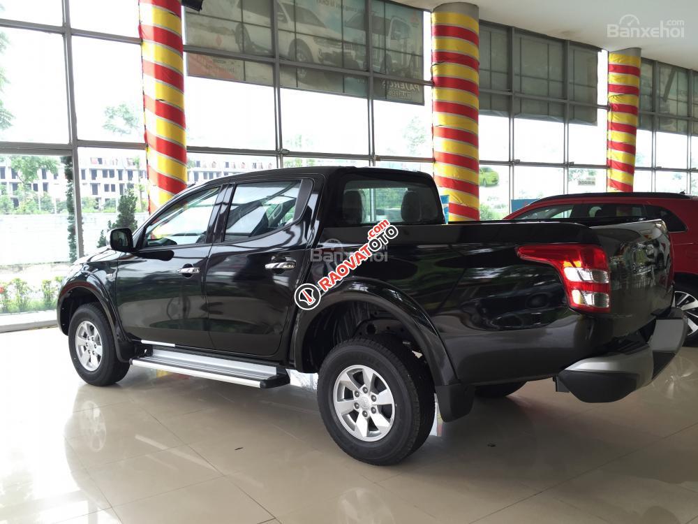 Bán xe Triton đời 2017 tại Đà Nẵng, màu đen, xe nhập Thái Lan, giao xe nhanh, LH Quang 0905596067-0