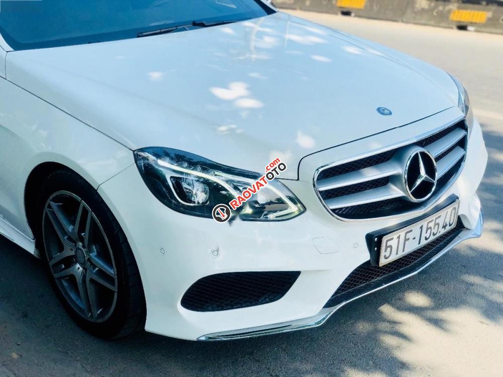 Cần bán xe Mercedes E250 AMG đời 2015, màu trắng, nhập khẩu nguyên chiếc-3