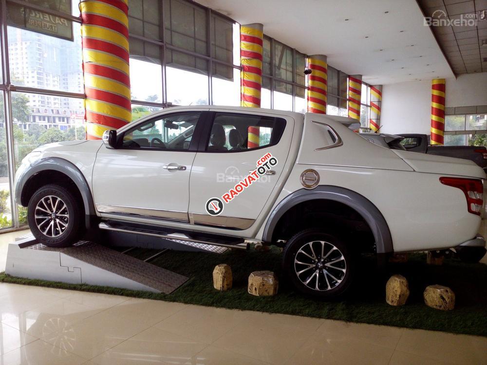 Mitsubishi Triton Đà Nẵng 2018, xe nhập, hỗ trợ vay 90% giá trị xe - Liên hệ: Lê Nguyệt: 0911.477.123-8