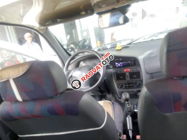 Cần bán xe Fiat Siena đời 2001, màu trắng-0