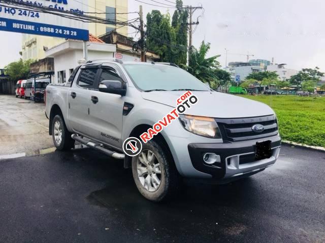 Cần bán Ford Ranger 3.2L 2015, màu bạc, 645 triệu-0