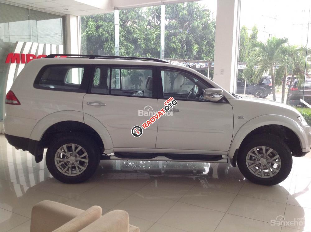 Bán Pajero Sport, máy dầu 7L/100km, động cơ 2.5, chạy dịch vụ cực tốt, LH: 0905.91.01.99-0