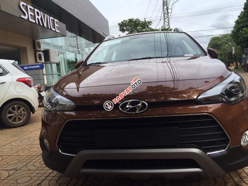 Hyundai i20 Active 1.4 AT (SBU), hỗ trợ vay vốn 80% GT xe, ưu đãi KM cực lớn, hotline: 0935904141 - 0948945599-5