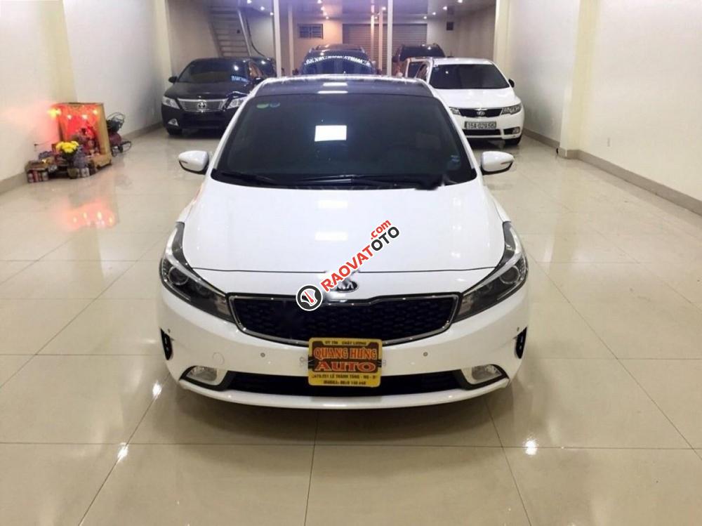 Bán Kia Cerato đời 2017, màu trắng chính chủ-0