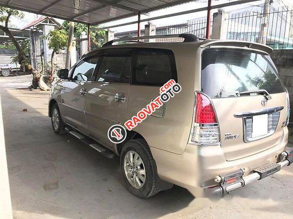 Bán Toyota Innova đời 2010 số sàn, 475 triệu-9