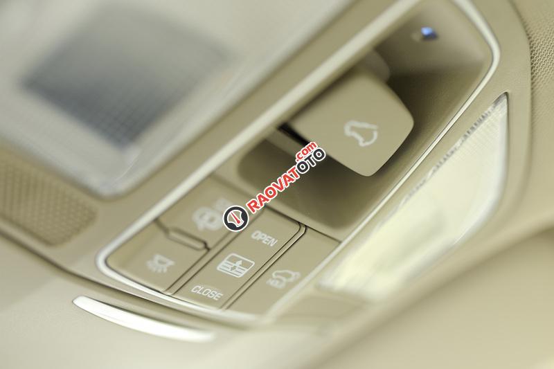 Cần bán Hyundai Santa Fe đời 2017, màu trắng-2