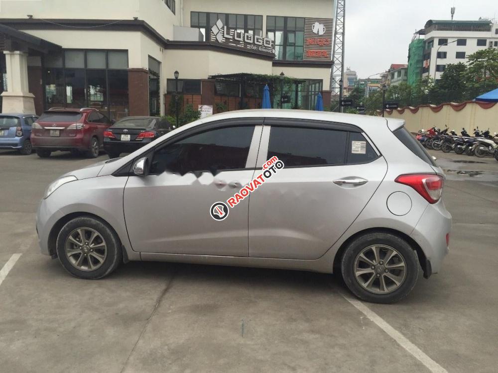 Bán ô tô Hyundai Grand i10 1.0 MT đời 2015, màu bạc, nhập khẩu nguyên chiếc, 315 triệu-3