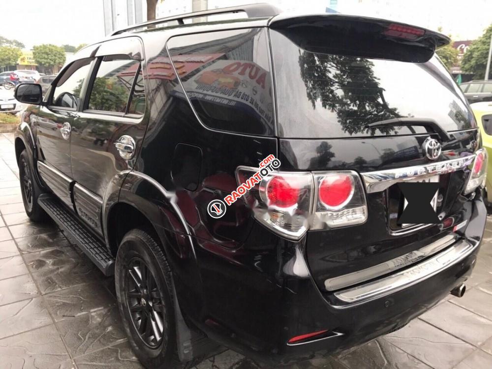 Bán Toyota Fortuner 2.7V 4x2 AT năm 2015, màu đen như mới, 830tr-4