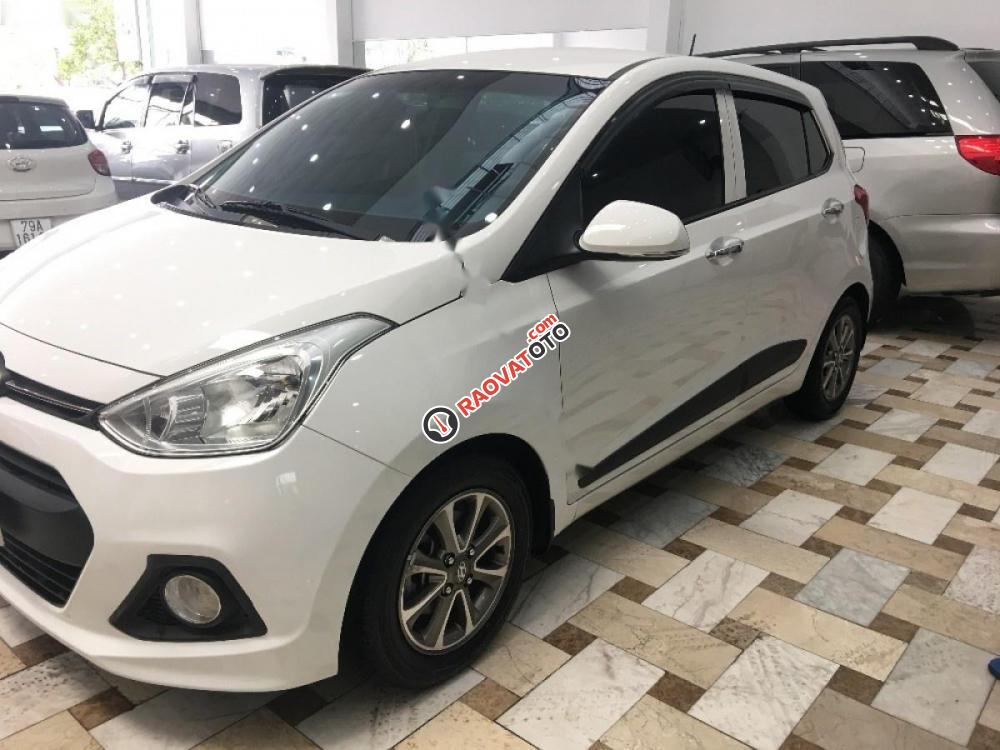 Bán ô tô Hyundai Grand i10 đời 2014, màu trắng, xe nhập số tự động, giá 340tr-3