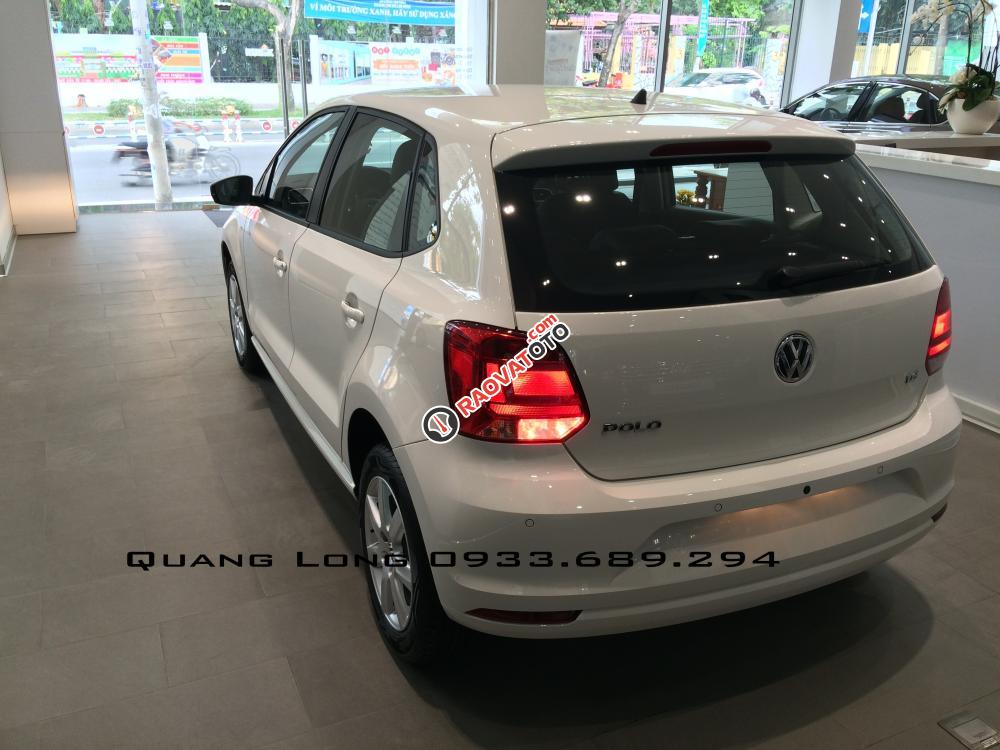 Polo Hatchback - năng động cho đô thị - LH Long 0933689294-3