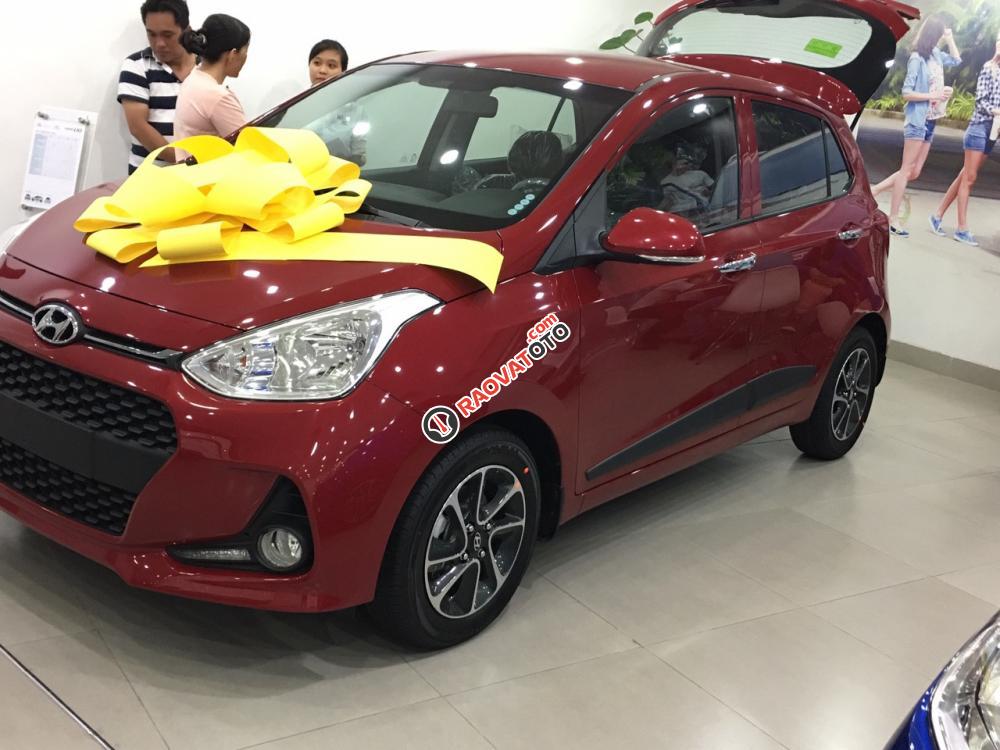 Hyundai i10 1.0 MT Base đời 2017, màu đỏ. Ưu đãi lên đến 15 triệu, hỗ trợ trả góp. LH Hương: 0902.608.293-10