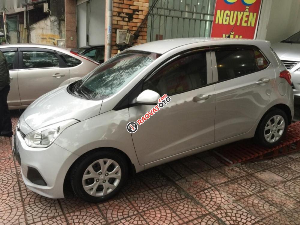 Bán Hyundai Grand i10 1.0 MT Base đời 2015, màu bạc, nhập khẩu nguyên chiếc, 305 triệu-8