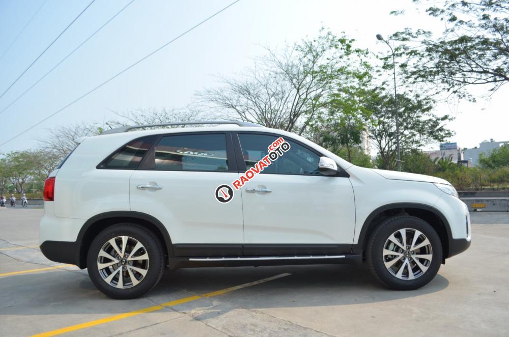 Cần bán Kia Sorento DATH đời 2018, bản cao máy xăng-1