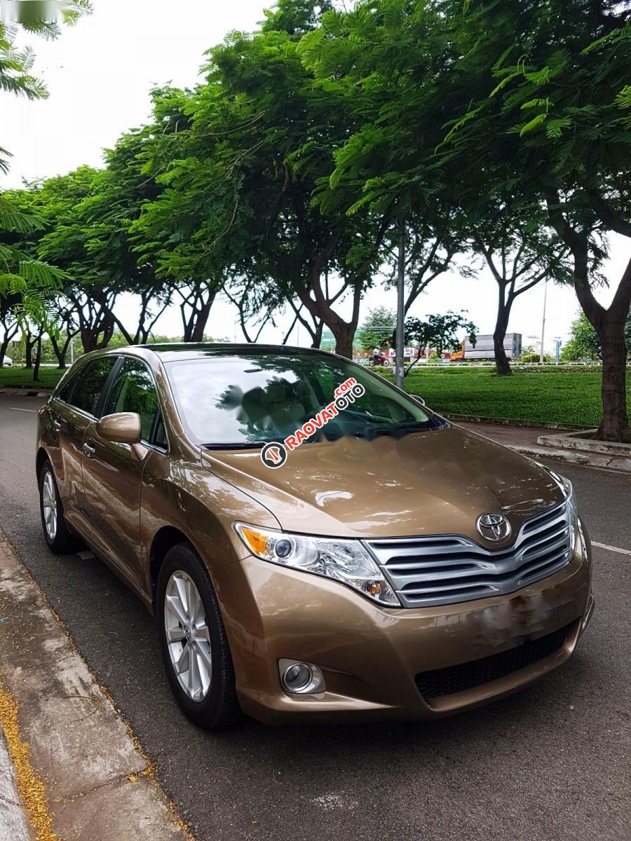 Cần bán xe Toyota Venza 2.7 đời 2009, màu nâu, nhập khẩu nguyên chiếc xe gia đình, giá tốt-1