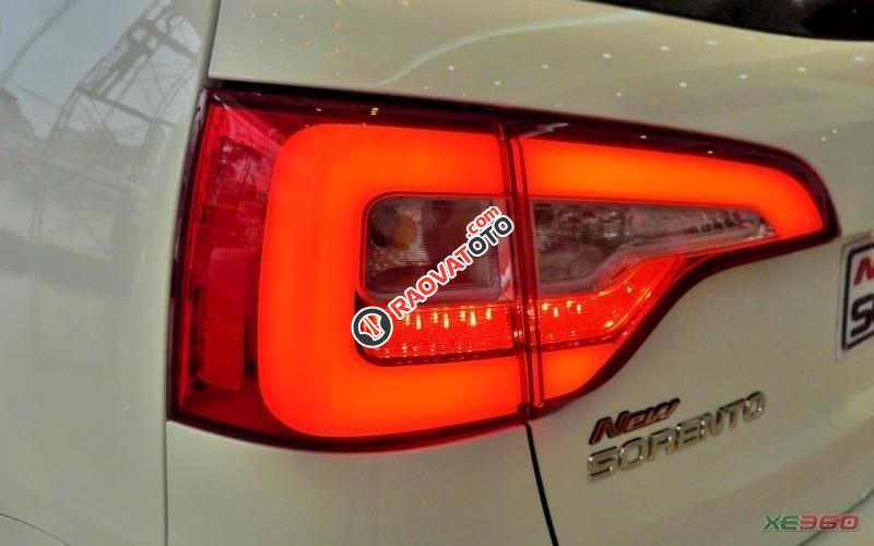 Kia Sorento đời 2017 máy dầu, giá rẻ-11