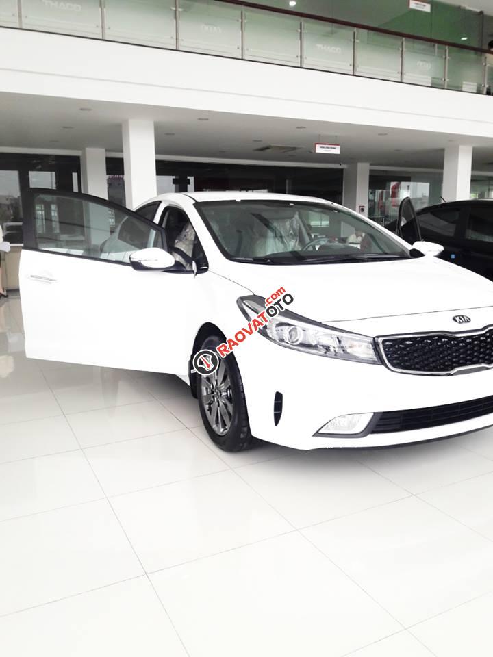 Cần bán Kia Cerato 2.0 đời xe 2017 giá rẻ-1