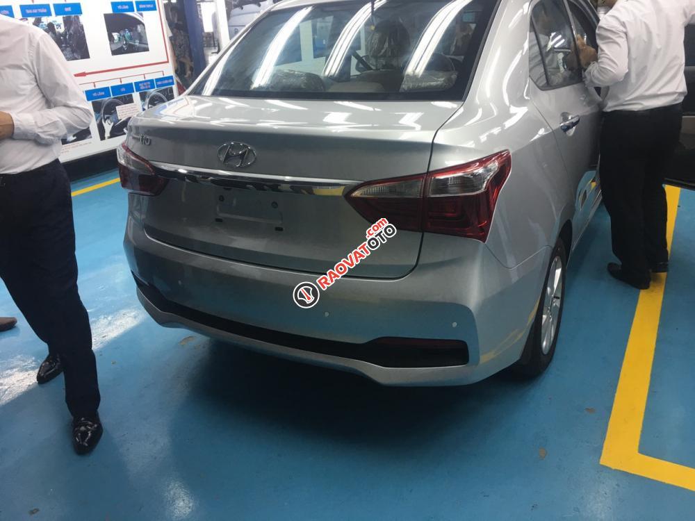 Bán Hyundai Grand i10 2017, màu bạc, phiên bản mới nhất, giảm giá đặc biệt tại Hyundai Vũng Tàu-0