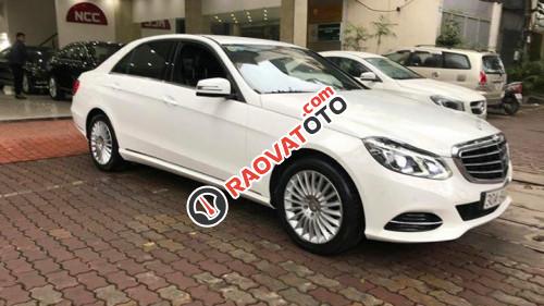 Bán ô tô Mercedes E-Classe 2.0 AT năm 2015, màu trắng, xe nhập đẹp như mới-4