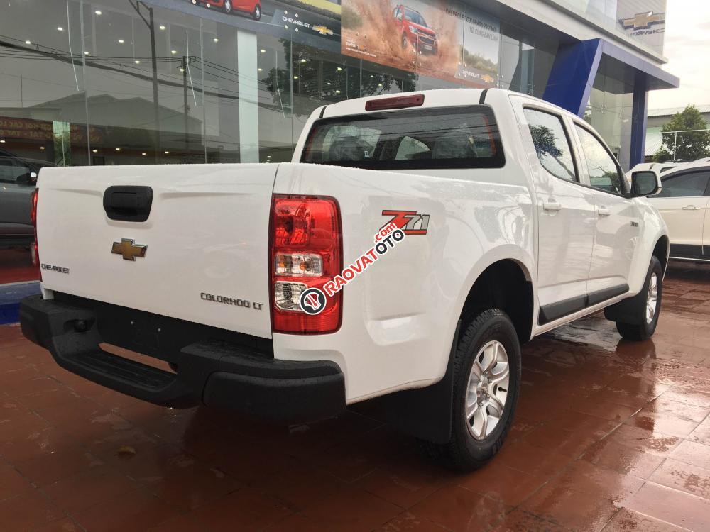 Bán Chevrolet Colorado LT 2.5 MT 4x2, màu trắng, vay 95%-3