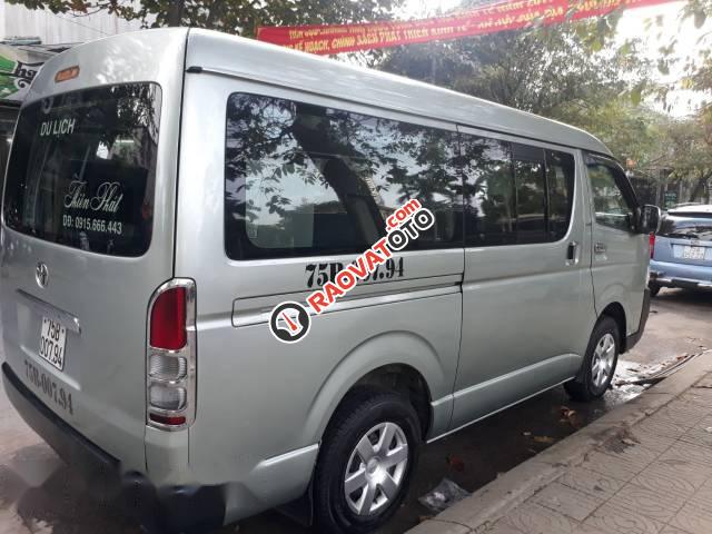 Bán ô tô Toyota Hiace đời 2007, màu bạc  -0