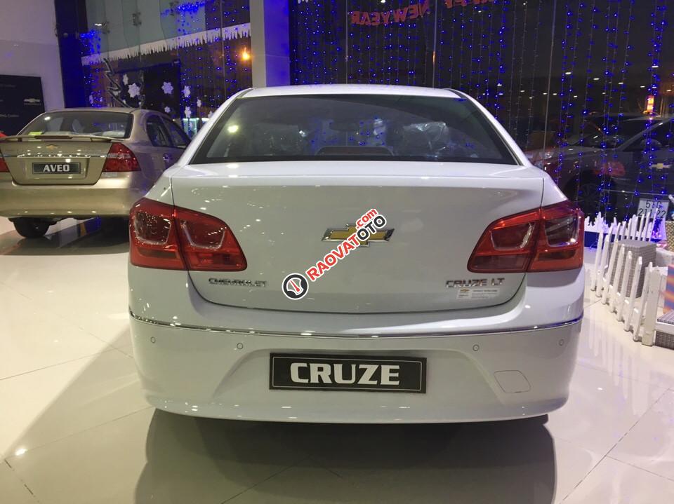 Giảm giá ngay 30 triệu khi mua Chevrolet Cruze trong tháng này-5