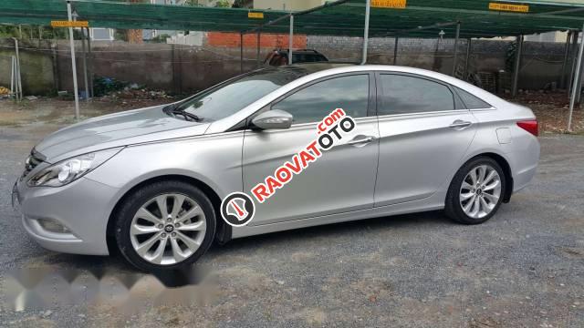 Cần bán Hyundai Sonata đời 2012 số tự động, 610 triệu-1