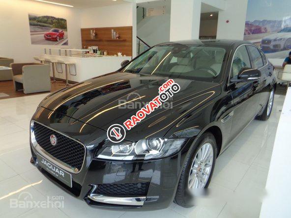 Bán xe Jaguar XF Pure 2017 màu đen, màu đen, xe giao ngay, khuyến mãi giá tốt nhất - 0918842662-0