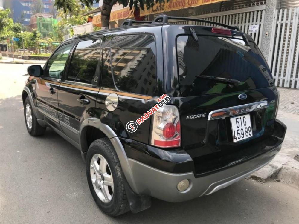 Bán Ford Escape 2.3 AT đời 2005, màu đen giá cạnh tranh-4