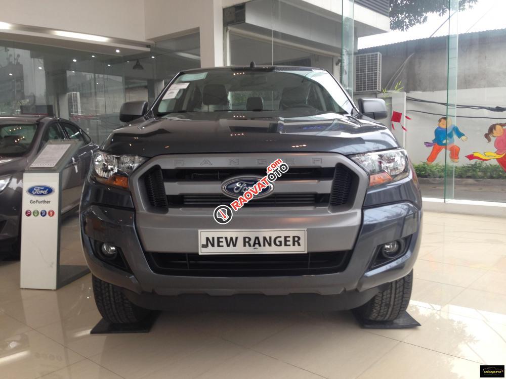 Bán ô tô Ford Ranger XLS 4x2 AT đời 2017, hỗ trợ trả góp 80% lãi suất ổn định tại Lạng Sơn-0