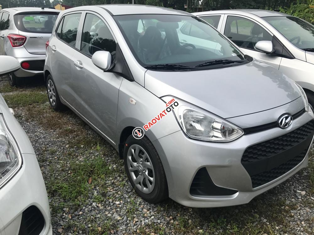 Bán Hyundai Grand i10 năm 2017, màu bạc, giá cạnh tranh-1