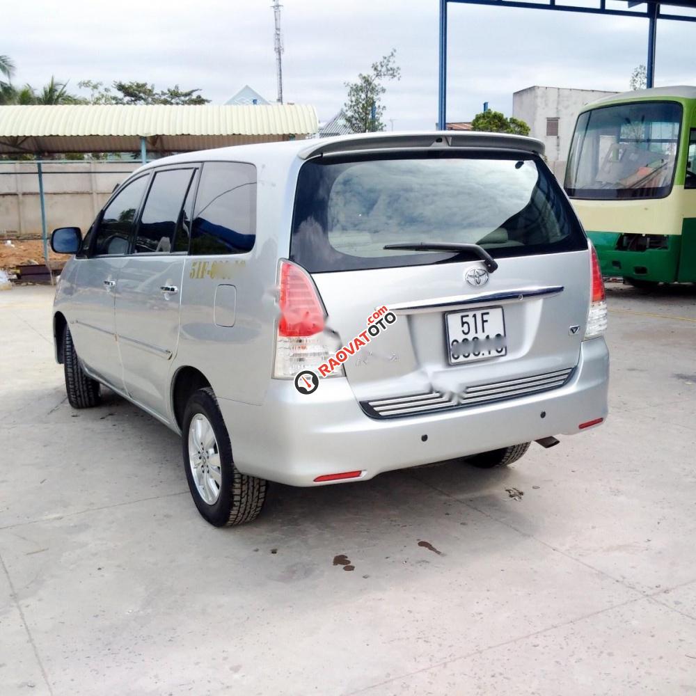 Bán ô tô Toyota Innova 2.0  V đời 2008, màu bạc-3