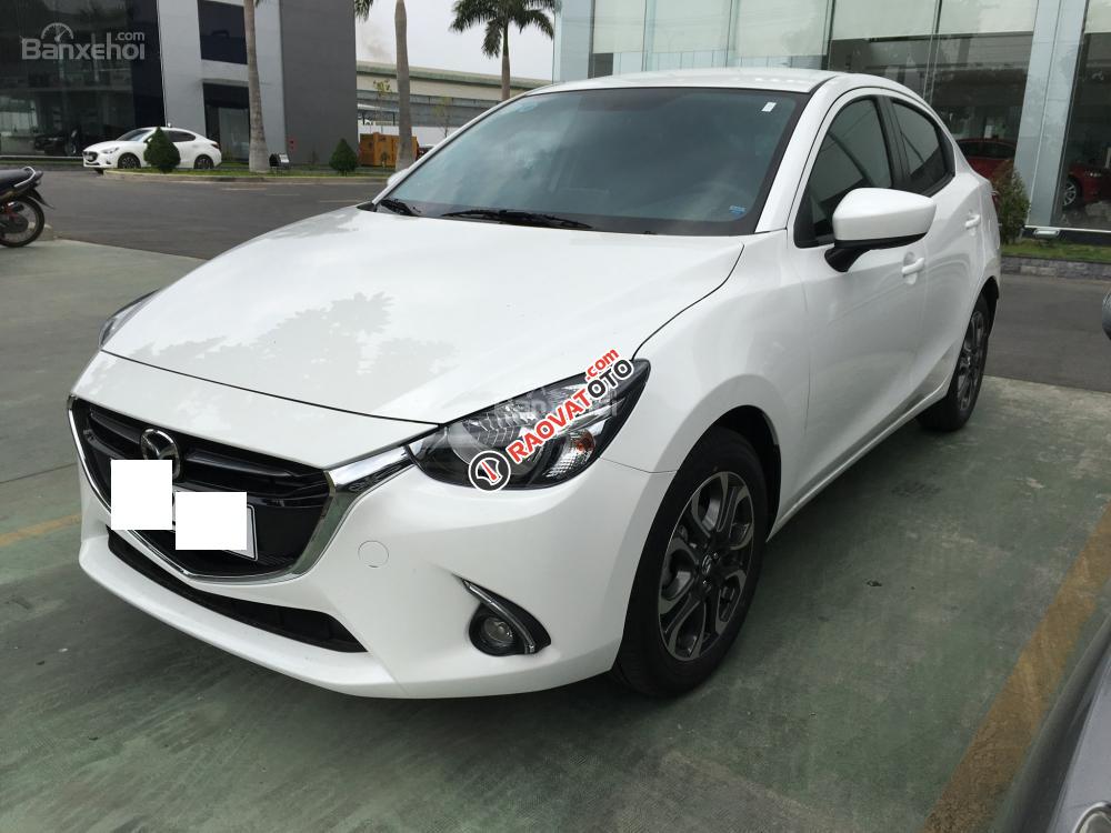 Bán Mazda 2 1.5L AT Sedan đời 2018, màu trắng, 529 triệu liên hệ ngay Mazda Cộng Hòa-6