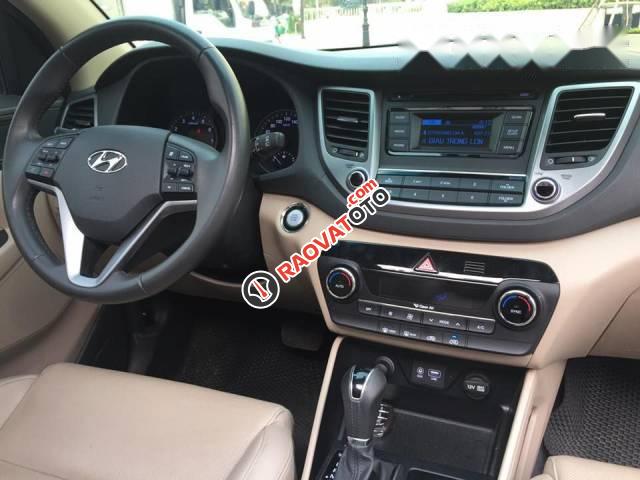 Bán Hyundai Tucson 2016, màu đỏ, xe nhập số tự động-2