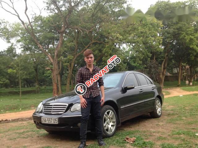 Bán ô tô Mercedes C class năm 2002, màu đen chính chủ-1