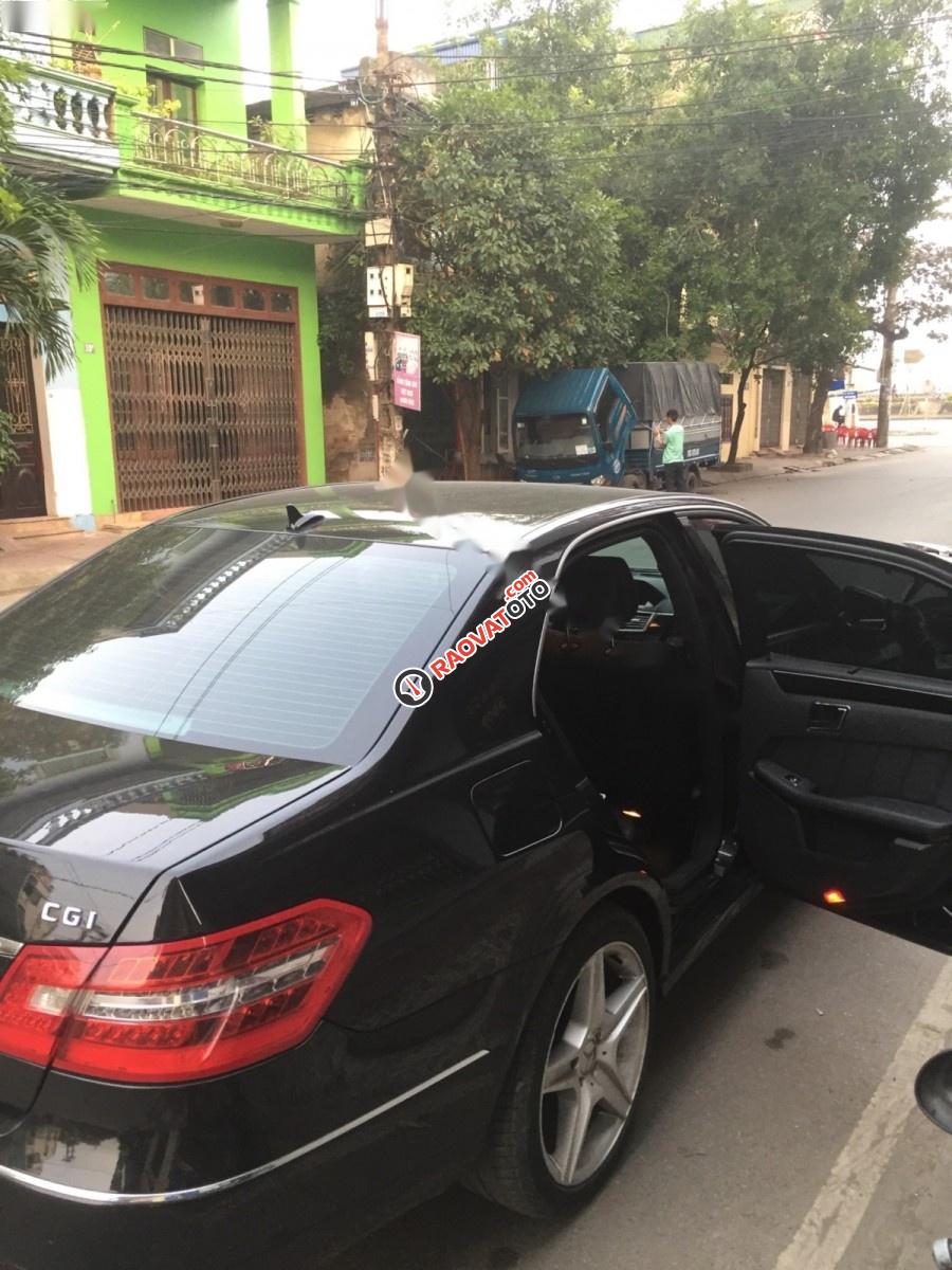 Cần bán Mercedes E250 đời 2009, màu đen, 775 triệu-3