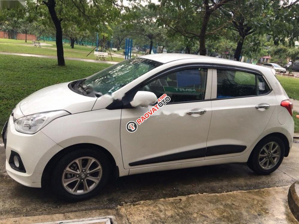 Cần bán Hyundai Grand i10 1.0AT đời 2015, màu trắng, nhập khẩu còn mới-4