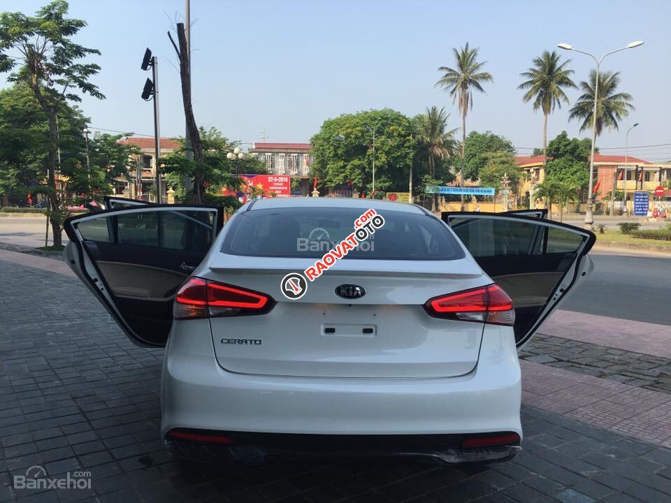 Bán xe Kia Cerato 1.6 số sàn Vĩnh Phúc. Liên hệ ngay 0979.428.555 để được ưu đãi lớn nhất-5