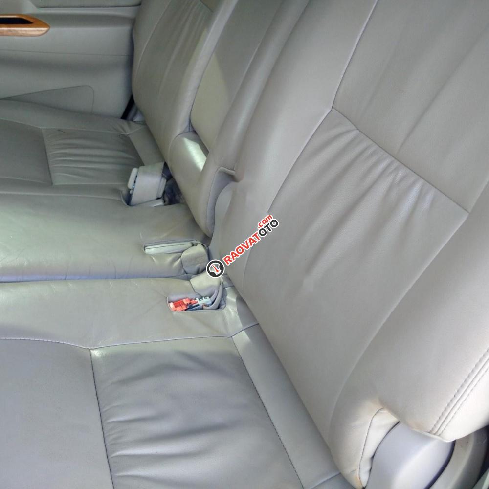 Bán ô tô Toyota Innova 2.0  V đời 2008, màu bạc-2