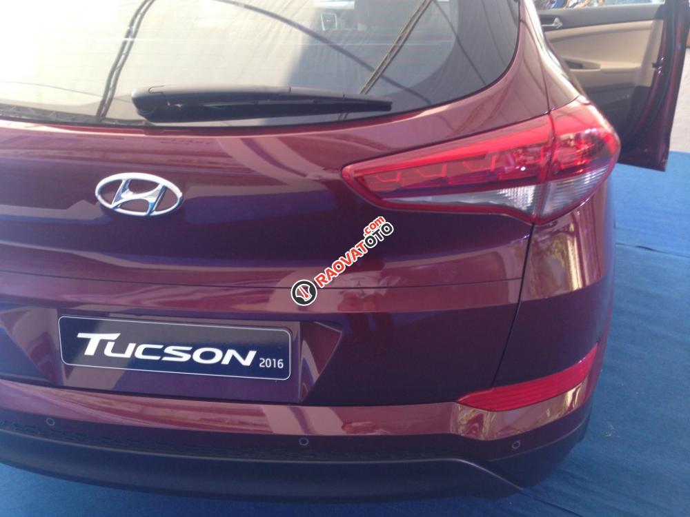 Hyundai Cầu Diễn bán Hyundai Tucson model 2017 CKD màu trắng, giá tốt nhất-2