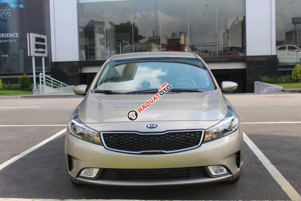 Hot! Cerato 1.6 MT thay mâm mới và thêm ốp cản bô thể thao, giá chỉ 545 triệu, Hotline: Tâm 0938.805.635-0