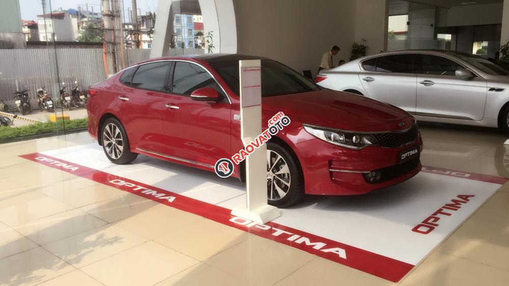 Kia Optima 2017, hỗ trợ trả góp lên đến 95% giá trị xe-0